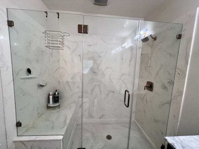 Building Photo - $1,000 MOVE IN SPECIAL!!! Fully Updated Home in San Leandro Available for Rent!!