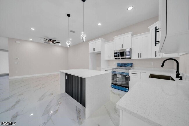Building Photo - 4648-4650-4650 Leonard Blvd S
