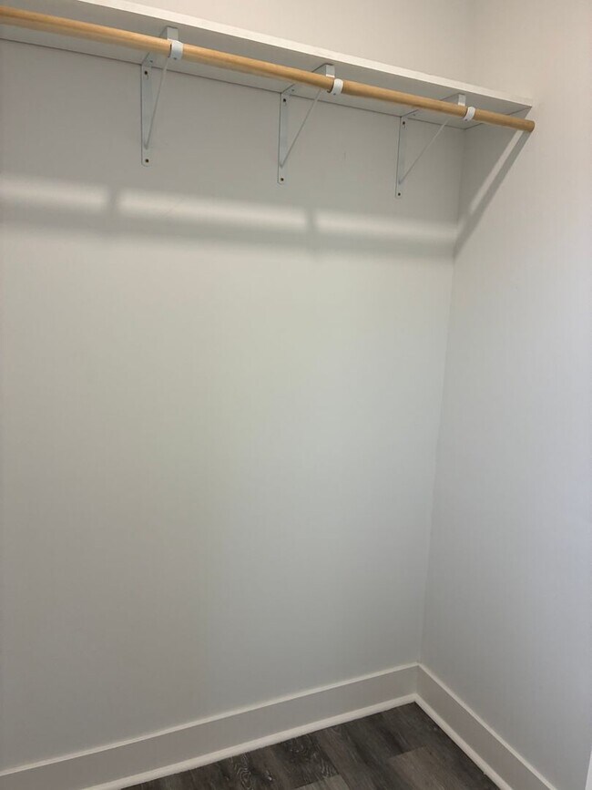 Building Photo - 1539 Lowrie St