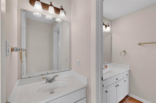 Building Photo - 4676 Crystal Creek Dr