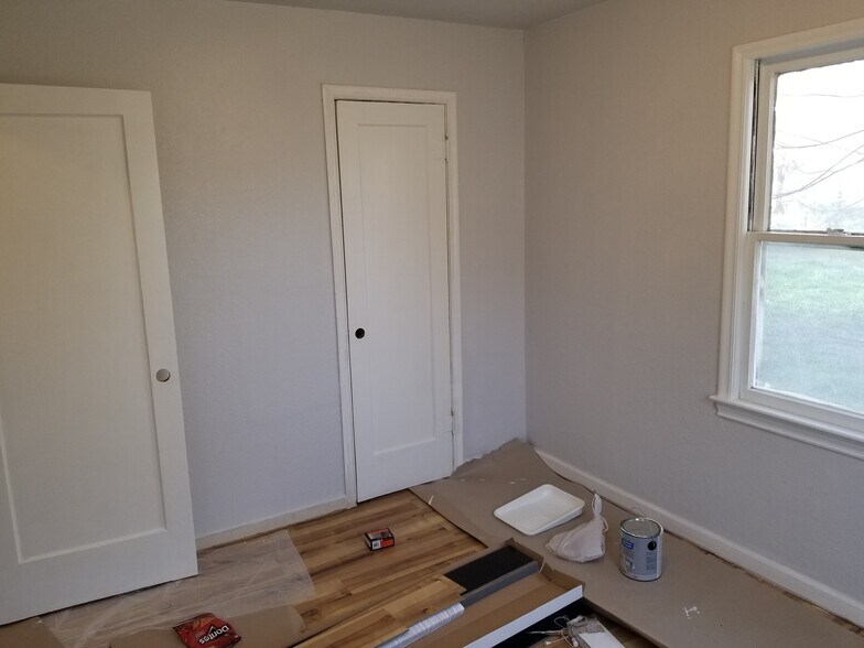 Building Photo - 1439 N Olympia Ave