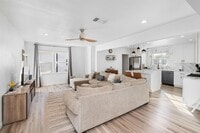 Building Photo - 2407 Hancock Dr