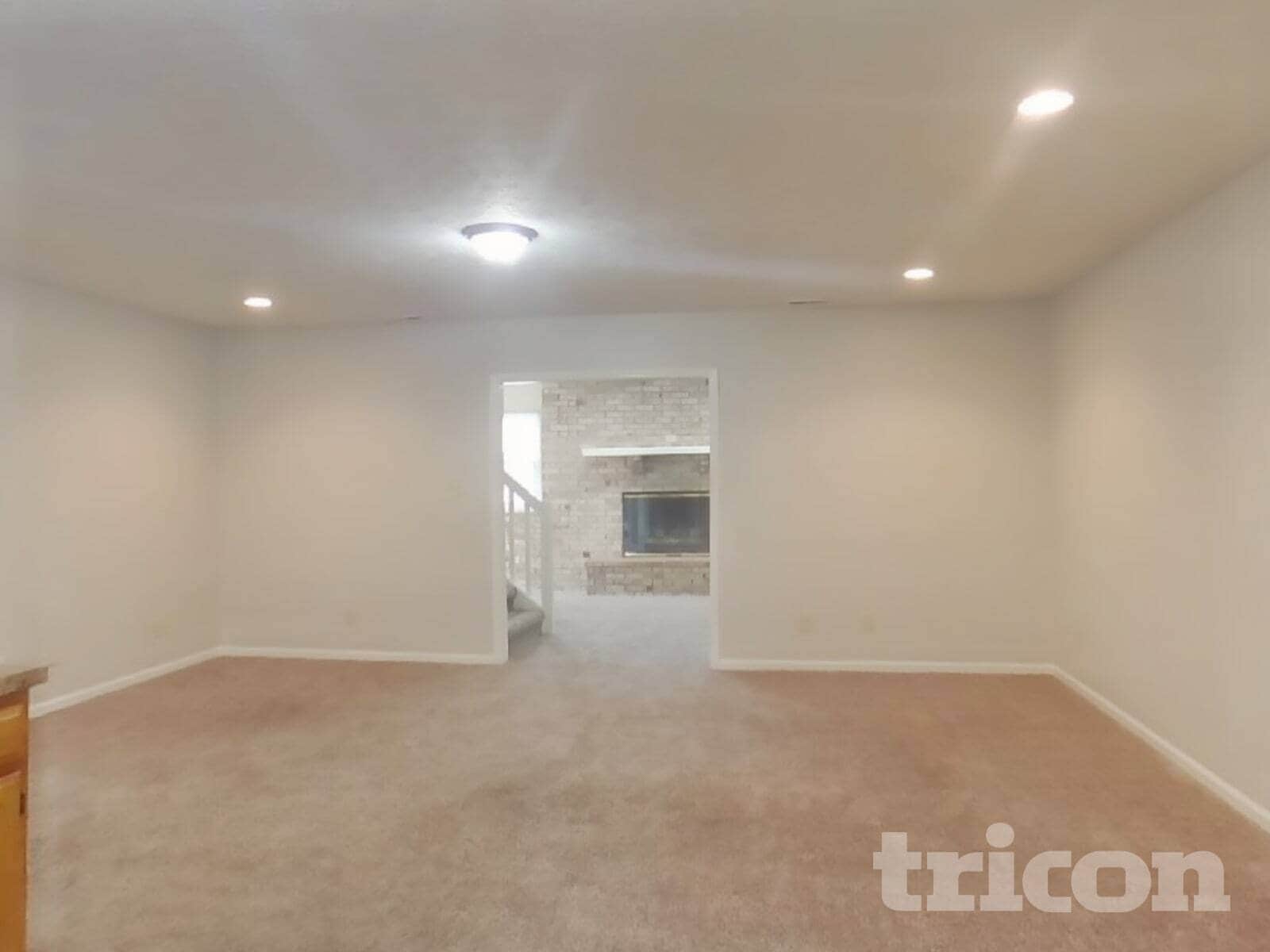 Building Photo - 5220 Tamarisk Ct