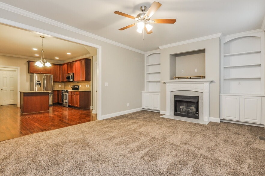 Building Photo - 308 Nelson Ln