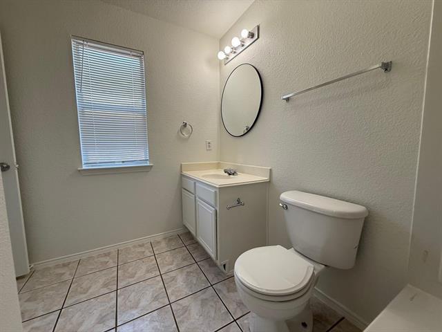 Building Photo - 9104 Bedford Ln