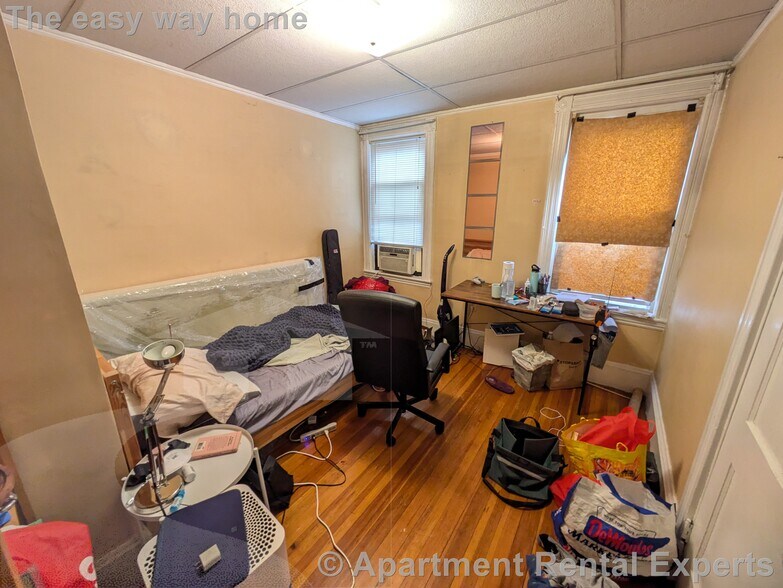Building Photo - 104 Conwell Ave