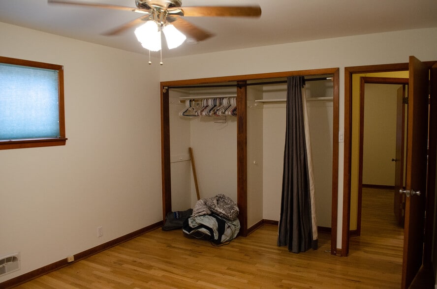 Master Bedroom Double Closet - 1314 Grant St