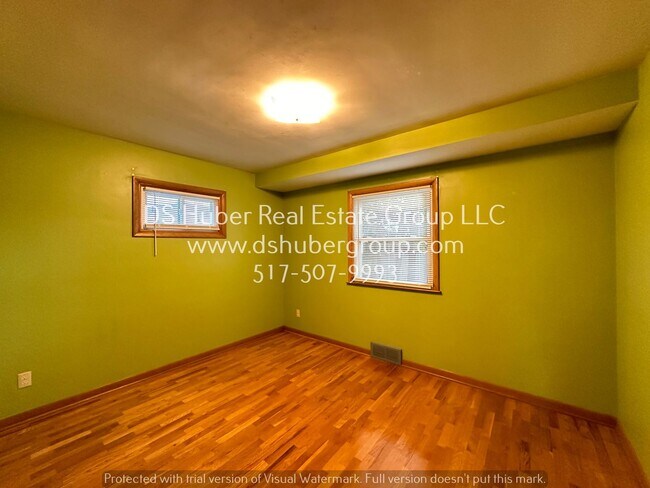 Building Photo - 1316 Ravenswood Dr