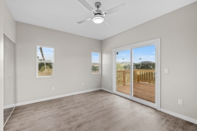 Building Photo - 5564 Hamill Ave