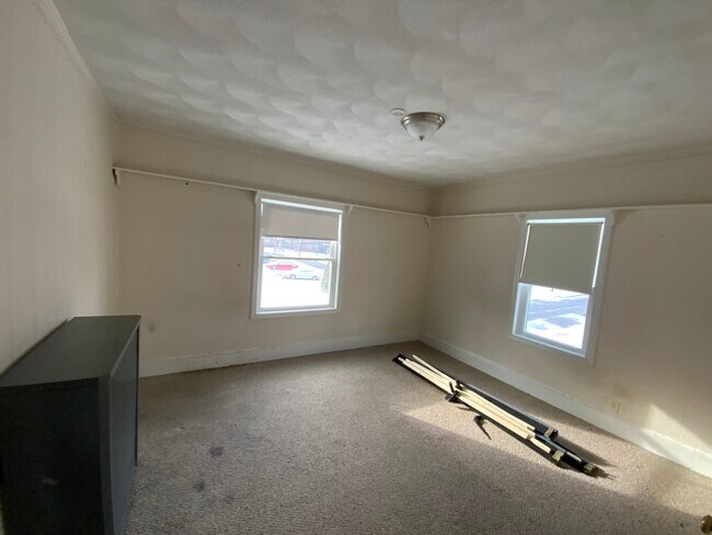 Building Photo - 25 Charles St