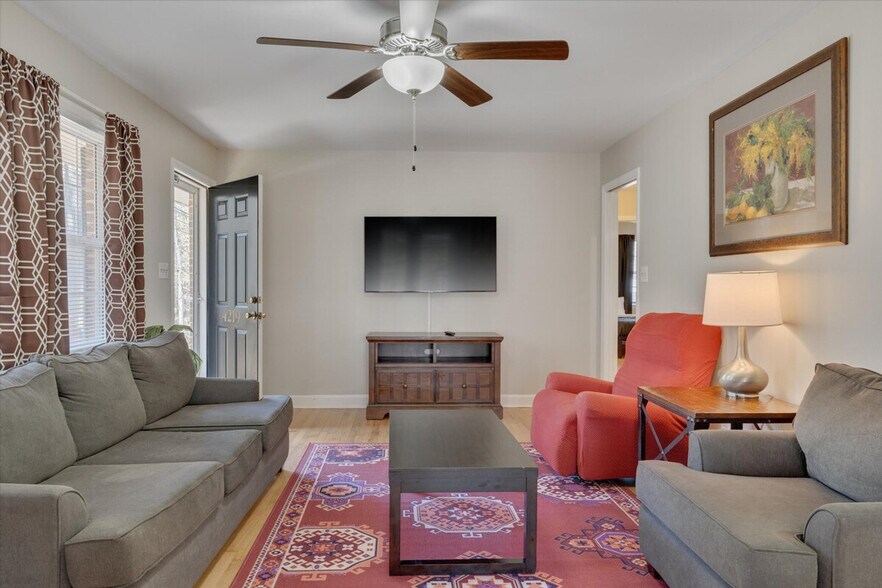 Building Photo - 4219 Neal Rd