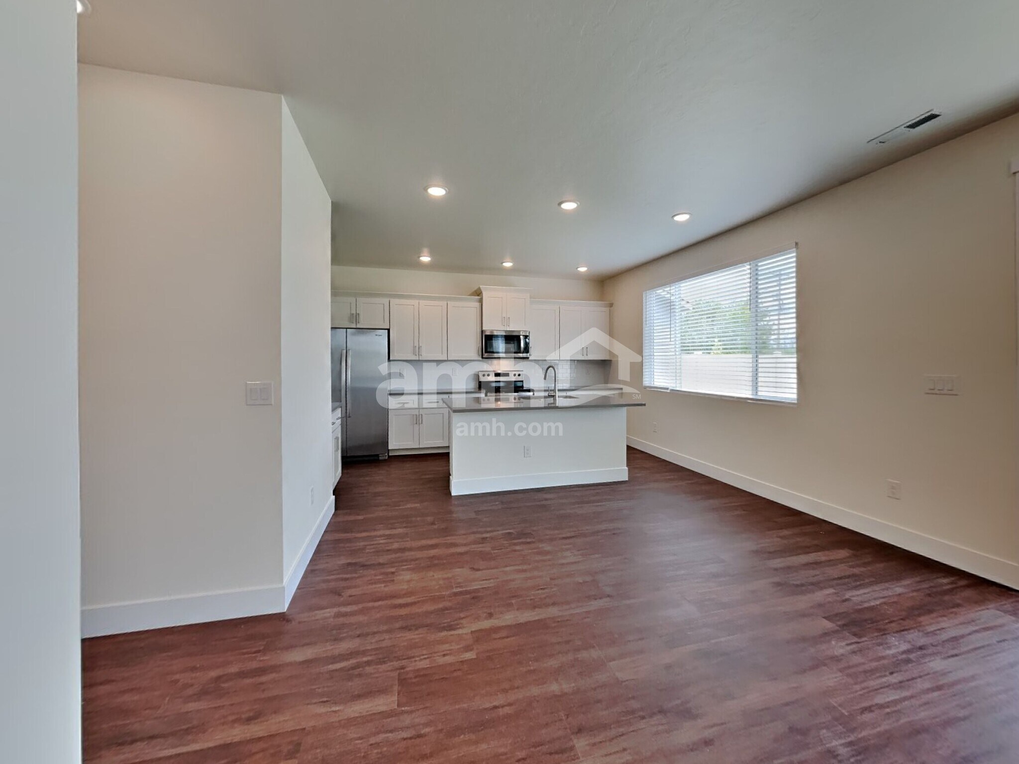 Building Photo - 1320 Alderleaf Ave