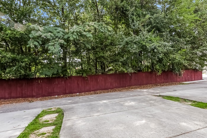 Building Photo - 6427 Olmadison Ln