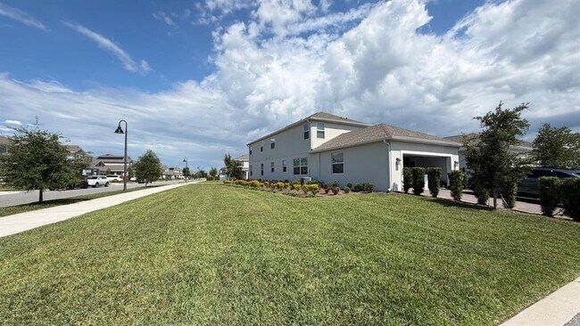 Building Photo - 11200 Listening Dr