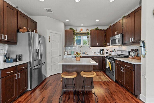 Building Photo - 2617 Witsome Loop