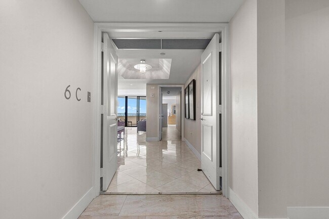 Building Photo - 5080 N Ocean Dr