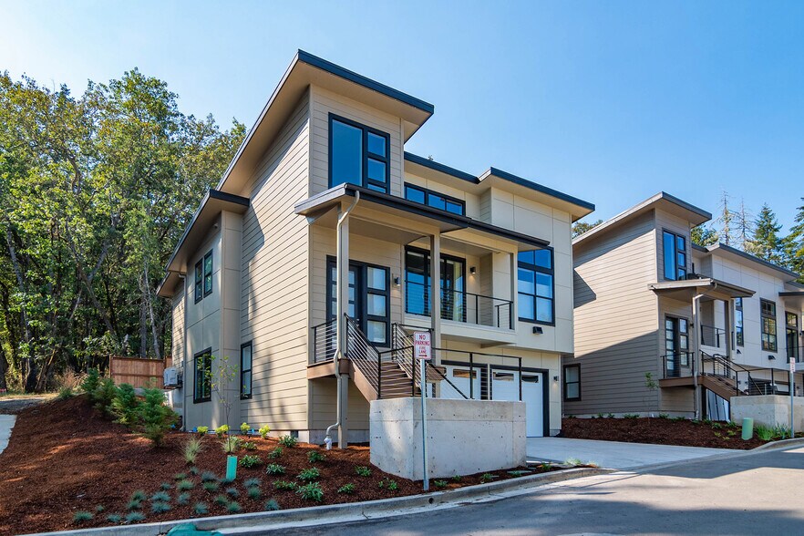 Primary Photo - 3910 Gansen Way