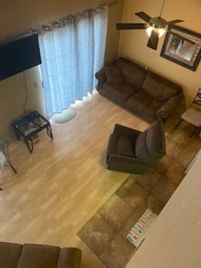 Building Photo - Furnished 2 bedroom 2 bath Loft Style Open...