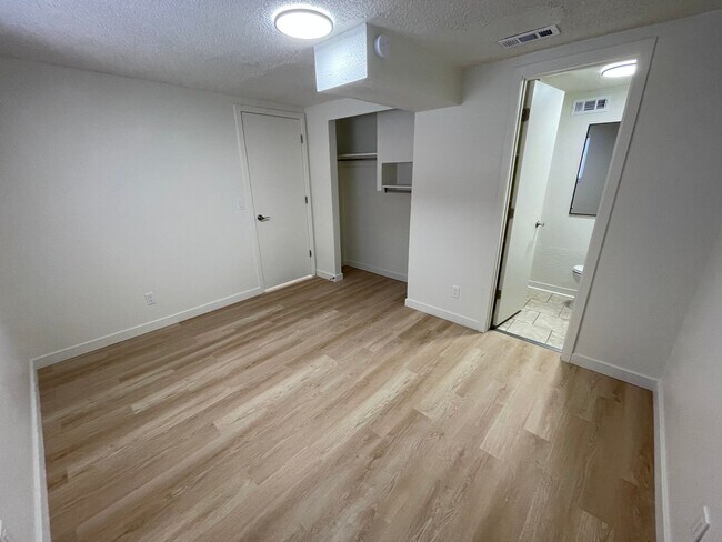 Building Photo - 3348 S 7780 W