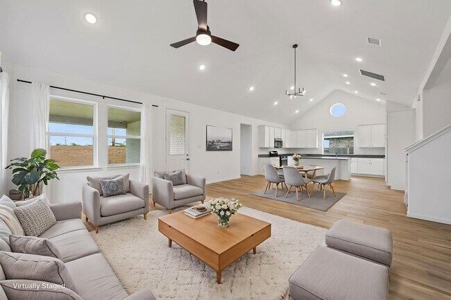 Building Photo - 7818 Palm Glade Dr