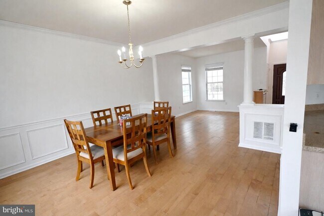 Building Photo - 101 Goldenrod Ln