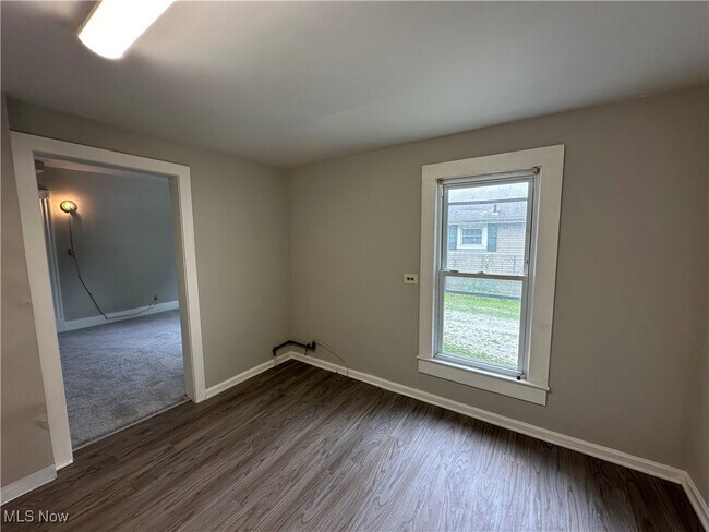 Building Photo - 45 E Prospect St