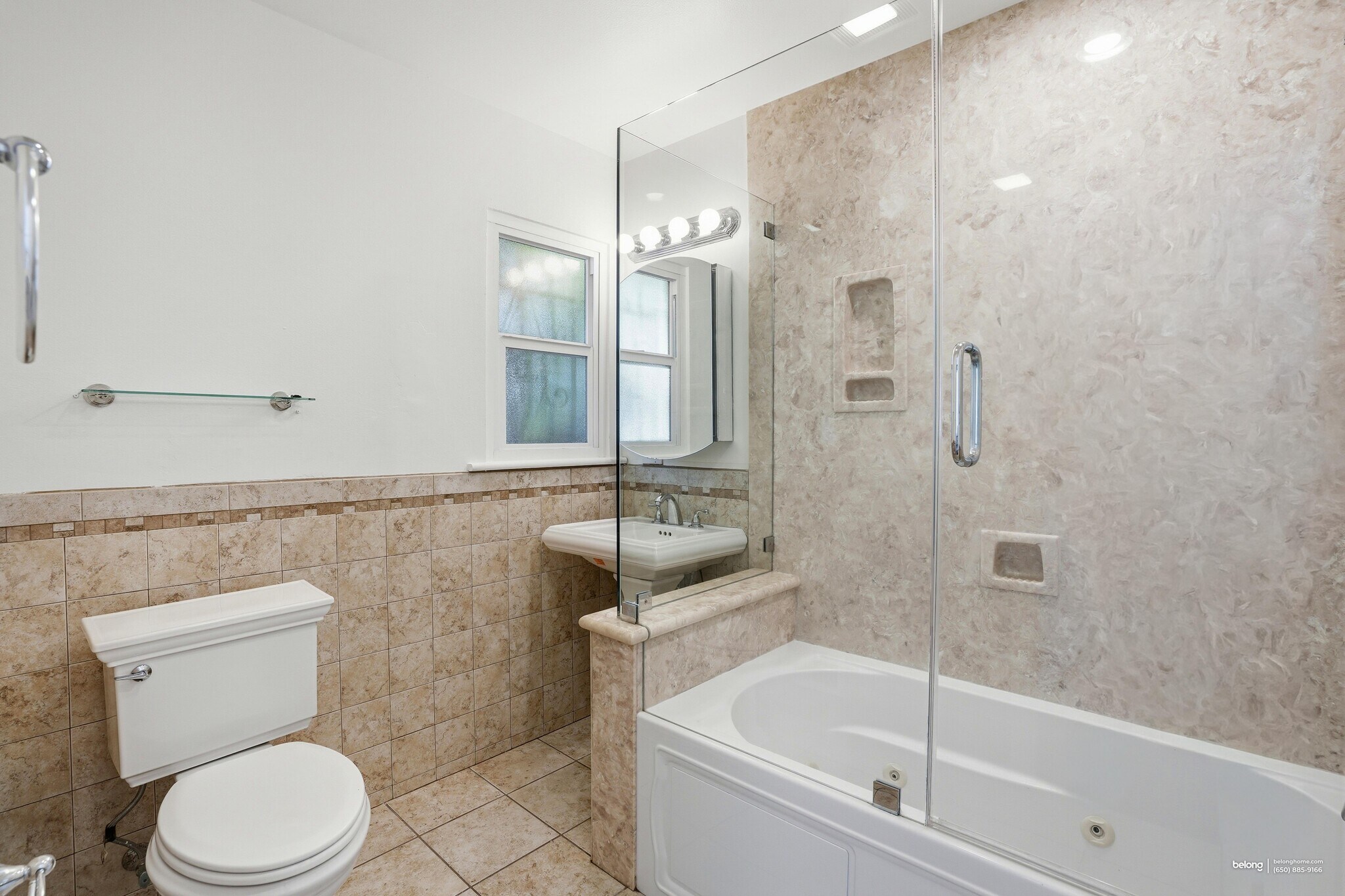 Building Photo - 1733 Benedict Dr
