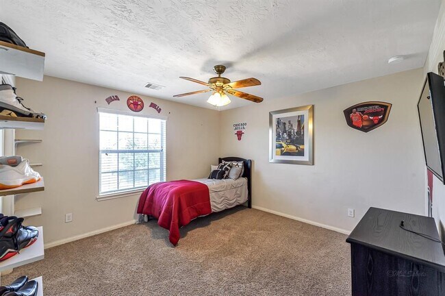 Building Photo - 21023 Tranquil Shores Drive