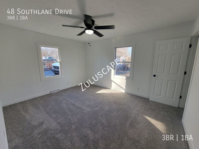 Building Photo - 48 Southlane Dr