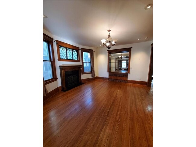 Building Photo - 1712 W 31st St