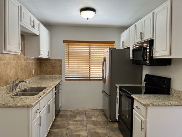 Building Photo - 3511 E Baseline Rd