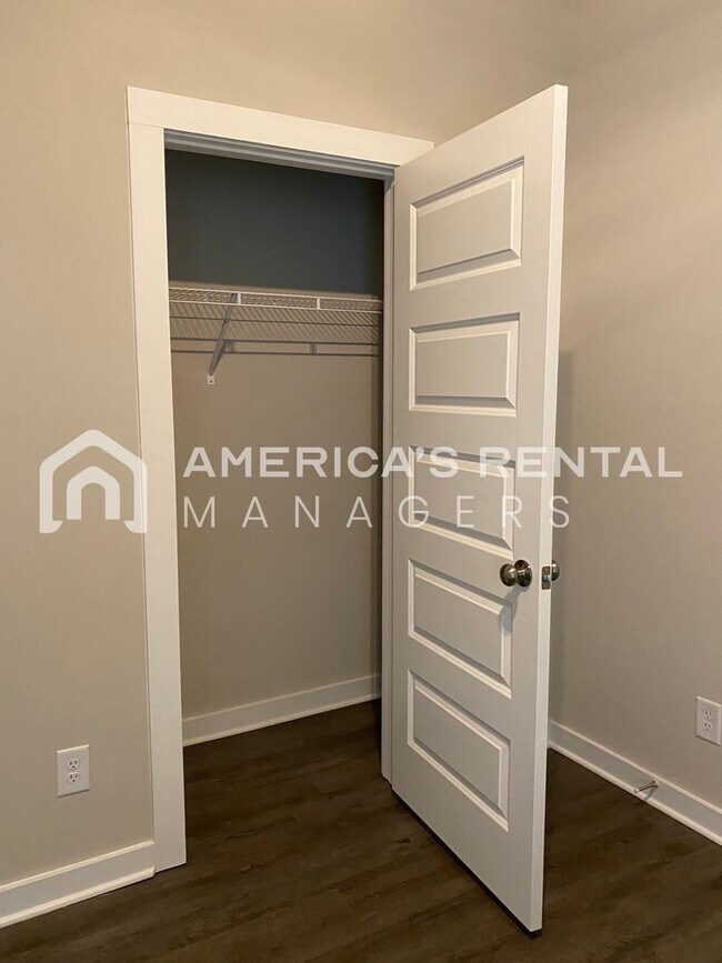 Building Photo - Home for Rent in Jemison, AL... View with 48 Hours Notice!