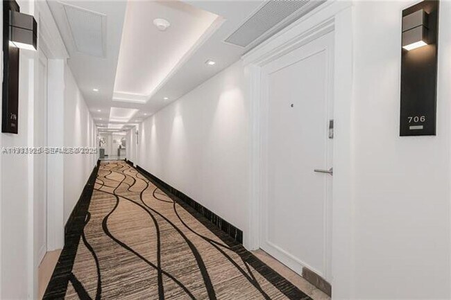 Building Photo - 3180 S Ocean Dr