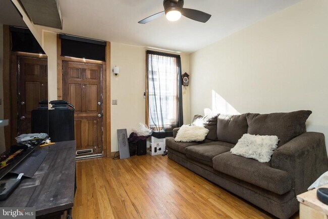 Primary Photo - 2929 Miles Ave