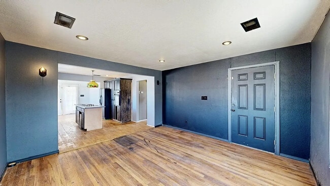 Primary Photo - 1206 Cuba Rd