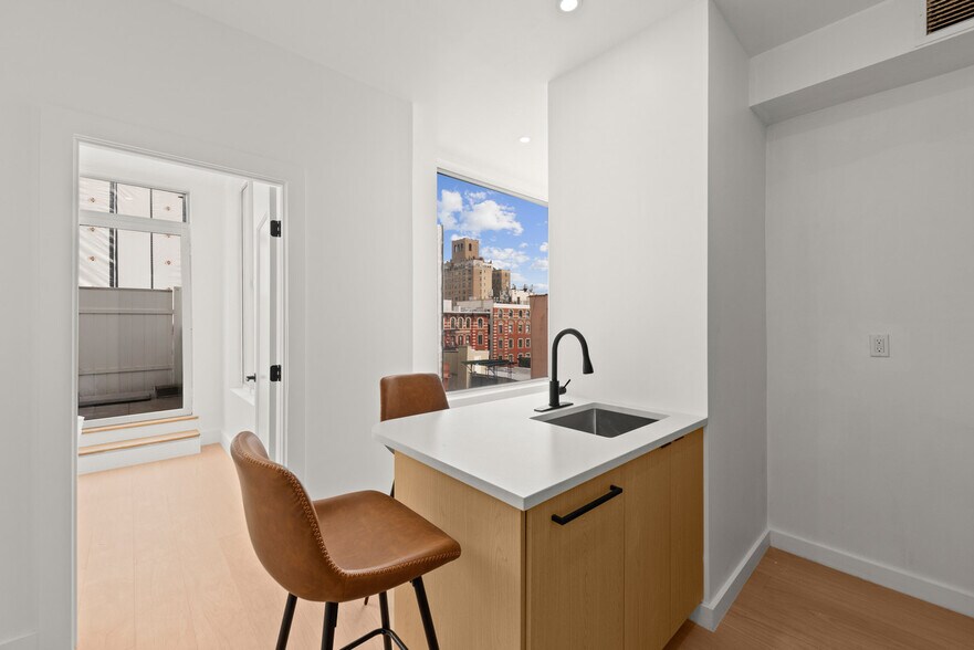 Building Photo - 19-23 Saint Marks Place-SI ID1499939P