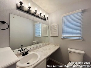 Building Photo - 6231 Linus St