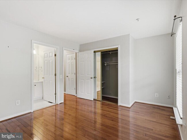 Building Photo - 12753 Fair Crest Ct
