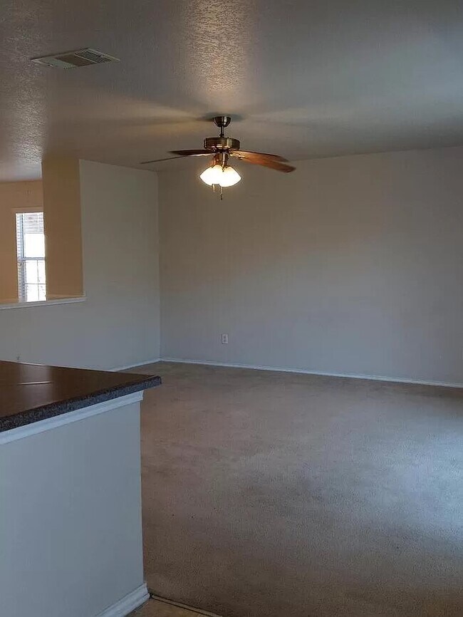 Building Photo - 11231 Sierra Trail