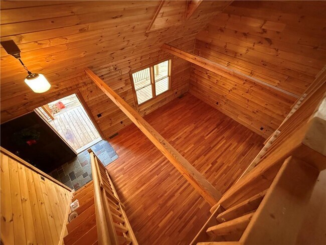 Building Photo - 2405 Mountain Rd