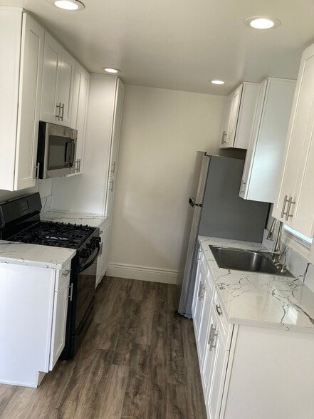 Building Photo - 4701 16th Ave