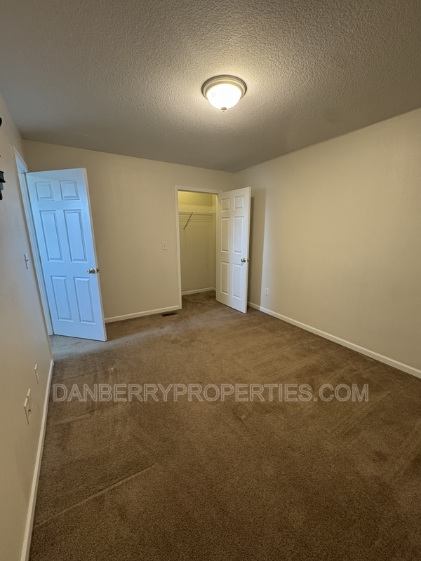 Building Photo - 214 Madison Ave