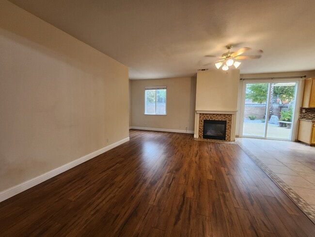 Building Photo - 2469 De Beers Ct