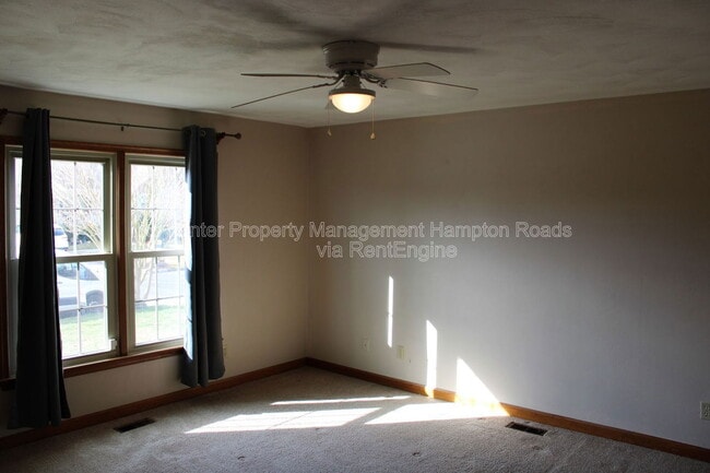 Building Photo - 1210 Plantation Lakes Cir