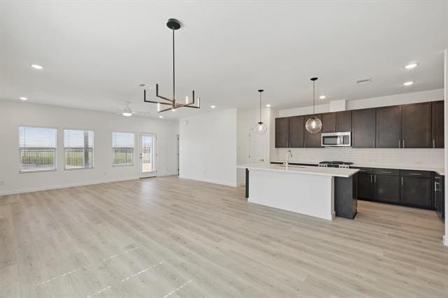 Building Photo - 2238 Maple Rdg Dr