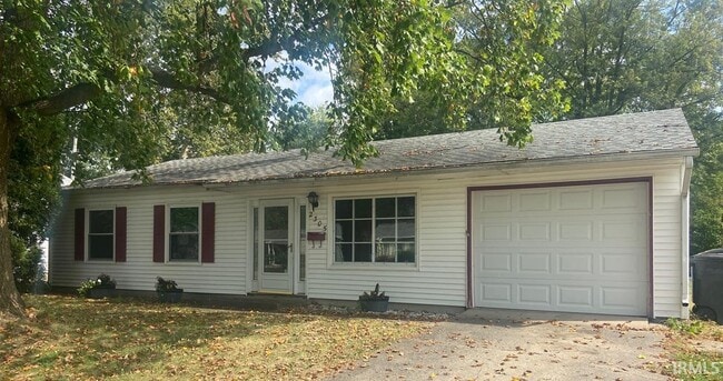 Primary Photo - 2305 Summerfield Dr