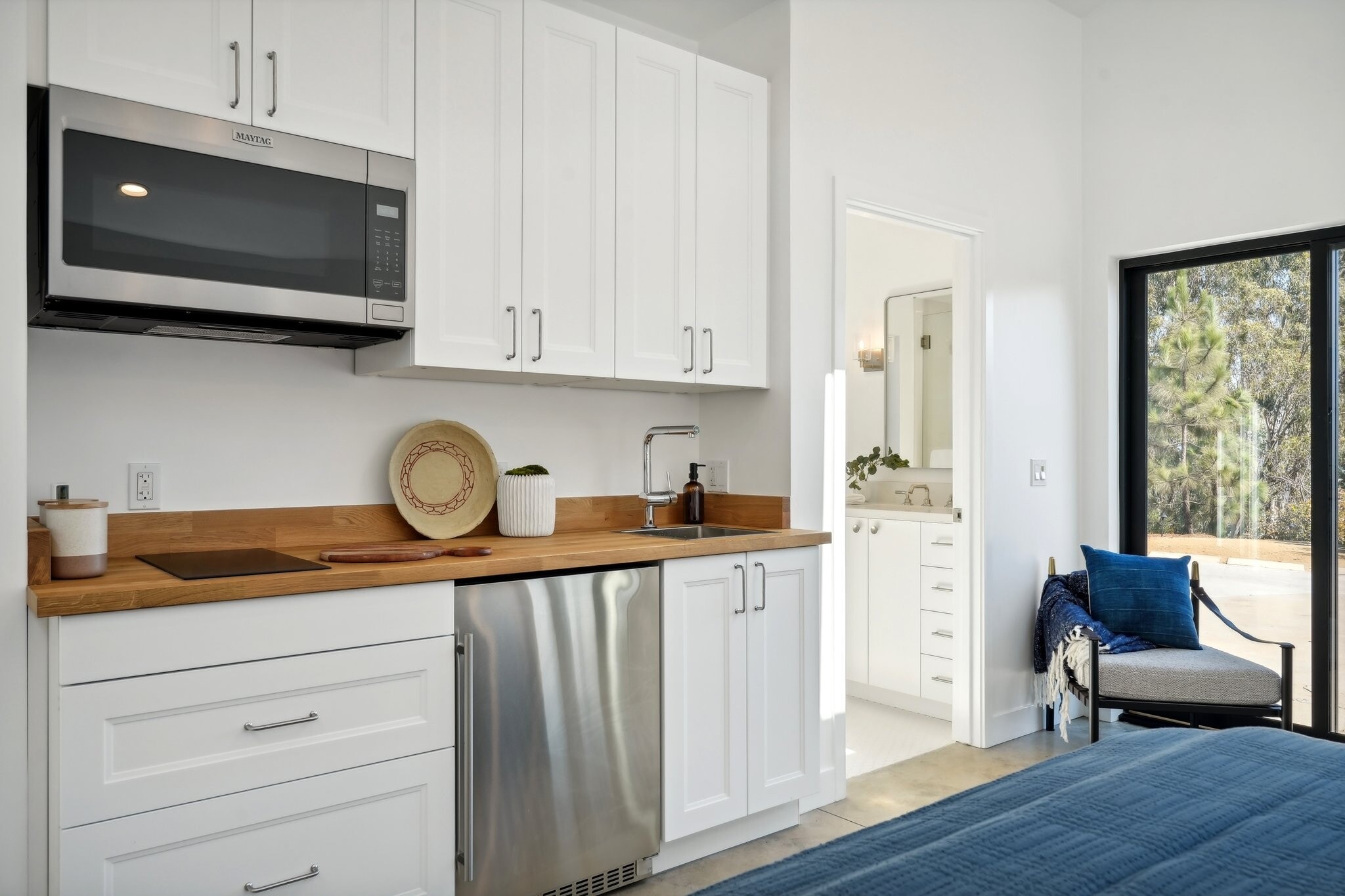 Kitchenette - 4301 Don Arellanes Dr