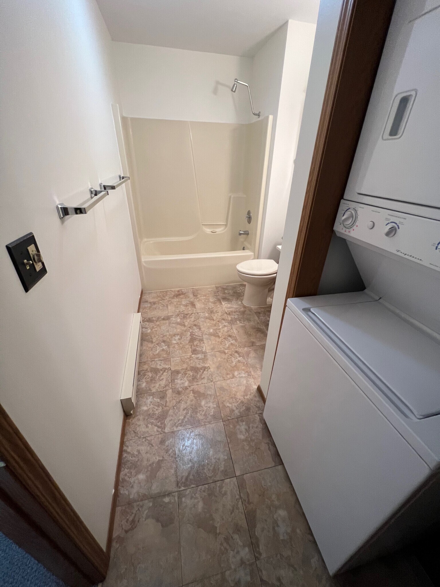 Building Photo - 2317 Donna Maria Dr