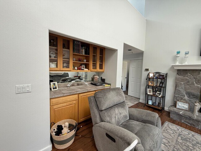 Building Photo - 3 Cinder Ln