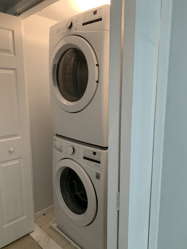 In unit full size washer/dryer - 1111 E Ramon Rd